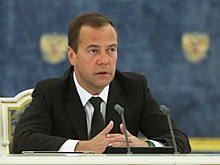 Медведев на съезде ЕР поднимет вопросы экономики и соцполитики