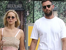 Ее парень – директор: Дженнифер Лоуренс выходит замуж