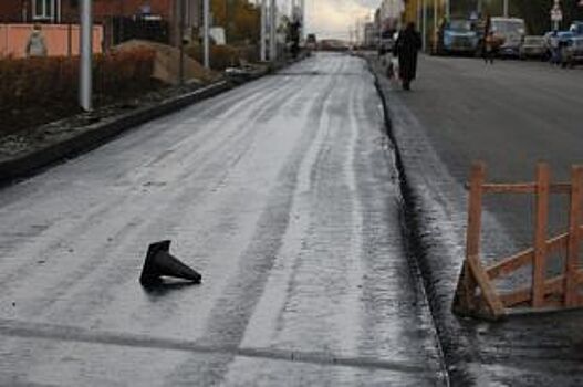 В мэрии Омска обсудили предстоящий ремонт 17-ти дорог в городе