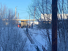 В челябинском поселке Каштак пытаются устранить крупную аварию на водоводе