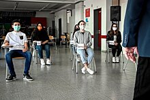 В немецкой гимназии запустили утренние тестирования учеников на COVID-19