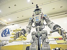 Почему роботы не смогут заменить космонавтов