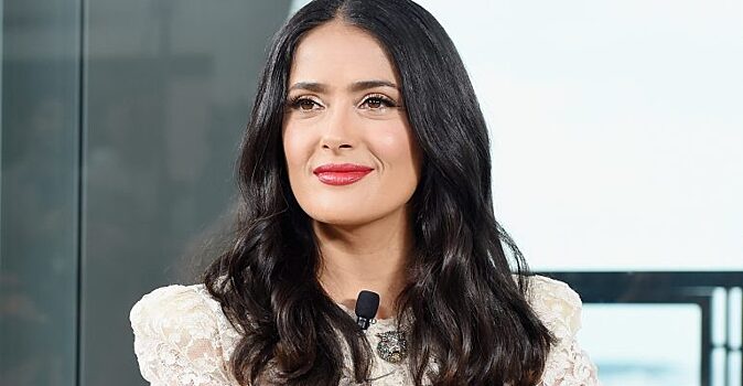 13 звёзд, которые не меняют свои причёски долгие годы: фотоподборка