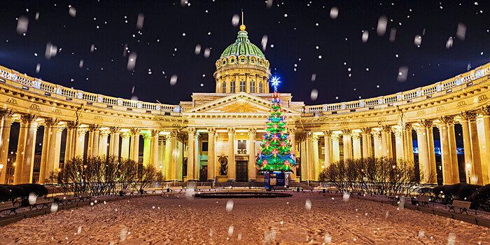Казанский собор в Санкт-Петербурге на Рождество открыл свои двери для верующих