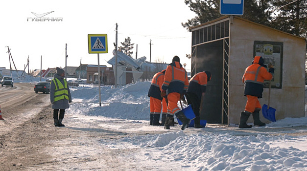 Людмила Русина уже 45 лет следит за чистотой дорог в Борском