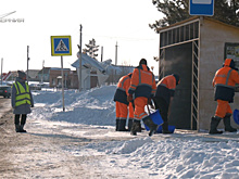 Людмила Русина уже 45 лет следит за чистотой дорог в Борском