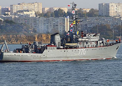 Более 30 кораблей Черноморского флота отработают оборону Крыма