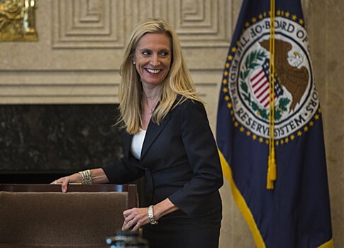 Брейнард ожидает постепенного повышения ставок ФРС