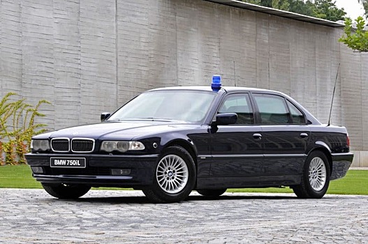 Почему BMW E38 750iL High Security был особенным