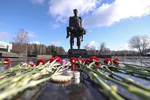 80 лет трагедии в Хатыни: стало известно, сколько на самом деле деревень сожгли нацисты в Беларуси
