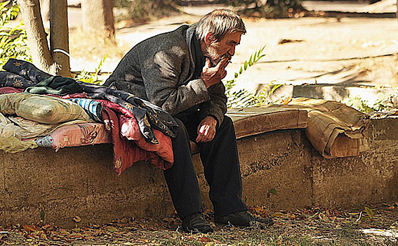 Бомжа убили за две сигареты на Родниках