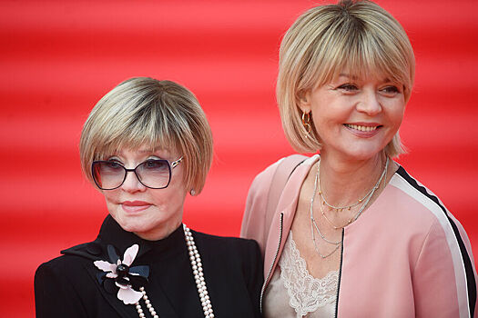 Юрист рассказал, кто получит наследство Веры Алентовой