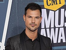 Тейлор Лотнер поделился своим мнением о финале «Сумерек»