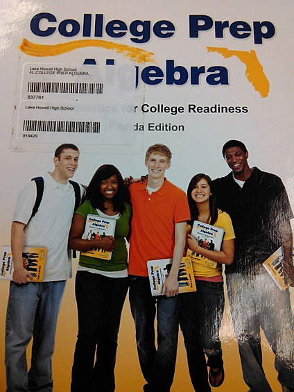 На рабочей тетради изображены студенты, которые держат рабочие тетради со своей же фотографией, на которой… ну и так далее.