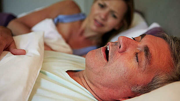 Как распознать опасную болезнь по храпу: 8 признаков