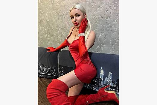 Россиян возмутили фотографии активистки ЛДПР в нижнем белье