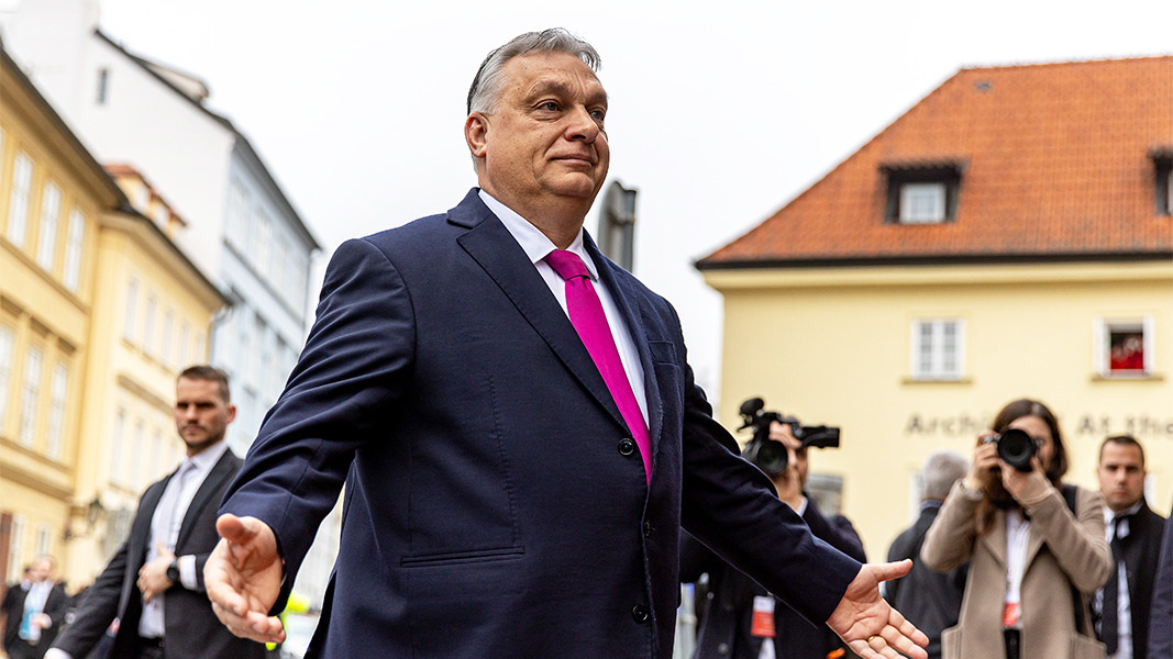 Пока вы спали: трагедия с аэролодкой на Байкале и обвинение Орбана в адрес ЕС