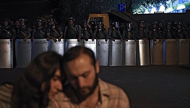 При разгоне демонстрации в Ереване пострадали 30 человек