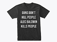 Сын Трампа выпустил одежду в отместку Болдуину за смертельный выстрел