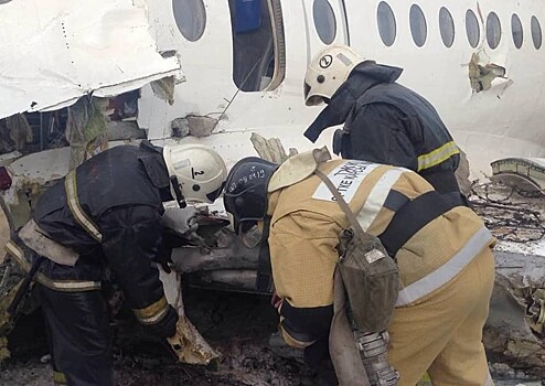 День траура объявили в Казахстане после авиакатастрофы