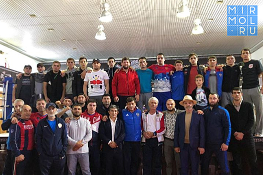 Пять золотых медалей завоевали боксеры республики на чемпионате СКФО