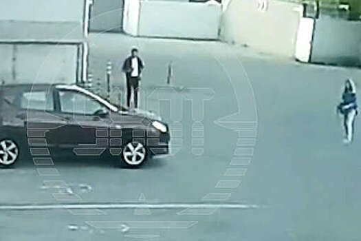 Shot: мужчина приставил нож к горлу женщины, угнал ее автомобиль и тут же попал в ДТП