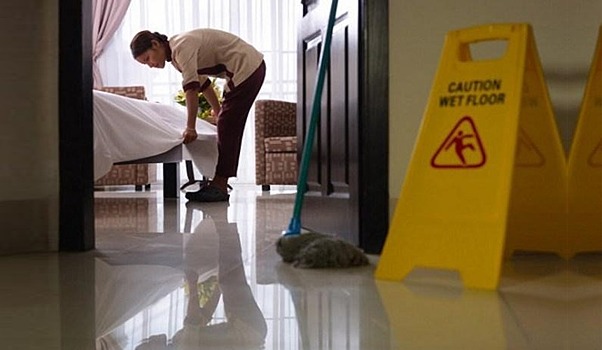 Отельеры предвидят аннуляции номеров и конфликты с туристами из-за справок