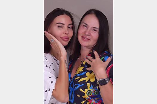 Оксана Самойлова с матерью показали лица без косметики