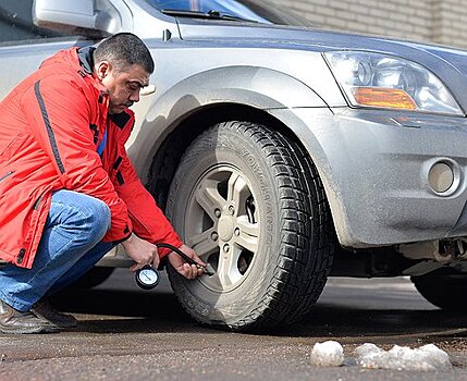Зачем в машине нужно всегда возить портативный манометр