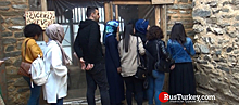 Самая узкая улица в Турции привлекает туристов
