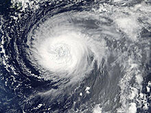 Тайфун "Вамко" обрушился на Манилу