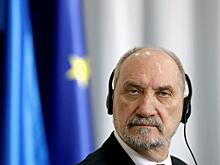 Глава Минобороны Польши обвинил Россию в поведении КНДР