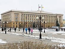 Жители российского города расписали снег словом «ад» из-за плохой уборки