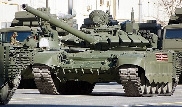40 единиц бронетехники на площади и военные самолёты в небе. Военно-исторический парад пройдет в Петрозаводске