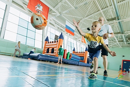 В физкультурно-спортивном празднике, прошедшем в ФОКе «Савёлки», приняли участие 27 команд