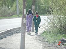 Опасные танцы на краю крыши устроили дети в Новосибирске