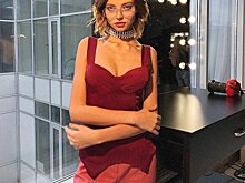 Алеся Кафельникова вернулась к работе моделью