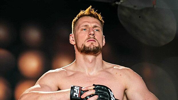 Российский боец Волков одержал победу над Розенстрайком на турнире UFC Вегас 56