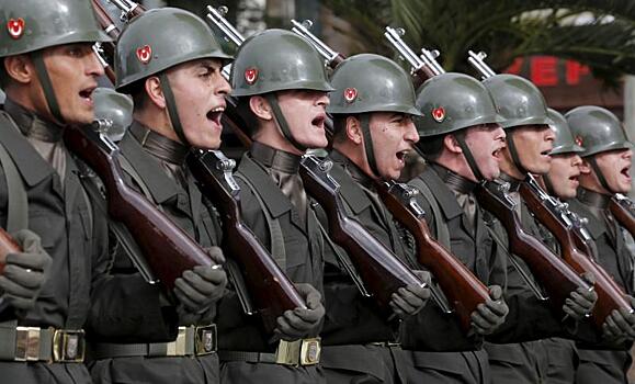 Турция направила в Азербайджан 60 военных
