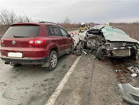 Два человека погибли при столкновении Opel и Volkswagen под Самарой