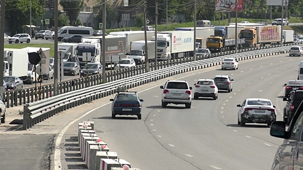 Автомобили с пробегом продолжают дешеветь