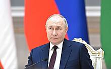 Путин пошутил про клюнувшего правительство петуха