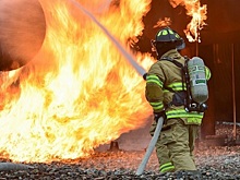 Водитель поджег свой Maybach после аварии