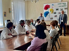 Сторонники «Единой России» поздравили с профессиональным праздником социальных работников