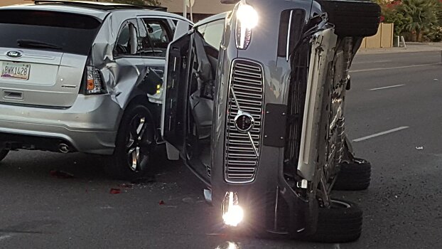 Самоуправляемый автомобиль Uber попал в аварию в Аризоне