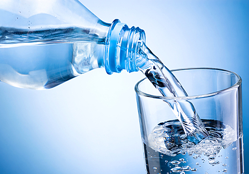 Почему пить теплую воду полезнее, чем холодную