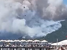 Российские туристы сняли на видео горящую гору в Турции