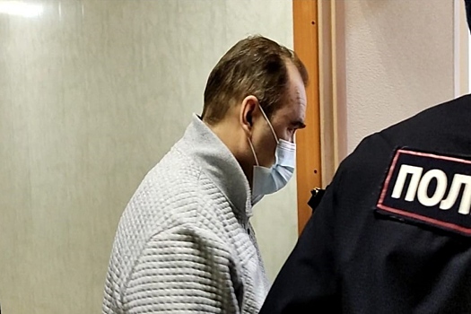 Экс-прокурора Новосибирской области Фалилеева начали судить в Барнауле