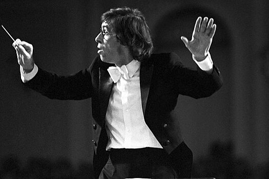 75 лет назад родился дирижер Евгений Колобов