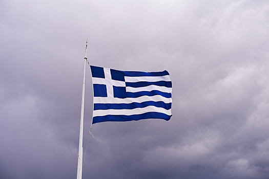 «Мельчают натовские корабли» — соцсети о катере Греции в Черном море